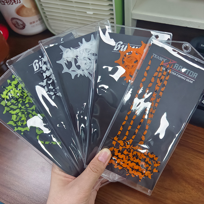 TEASER 5 pz SKIRT-18 145mm Gon - Fishing Lure Jig recensione e prezzo